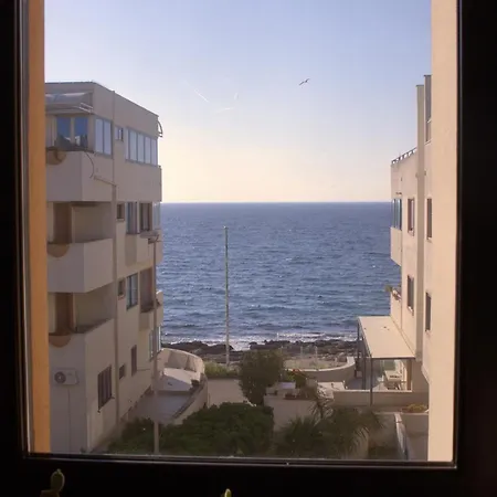 Apartment Madre Natura - Seafront & Luxury Design House *